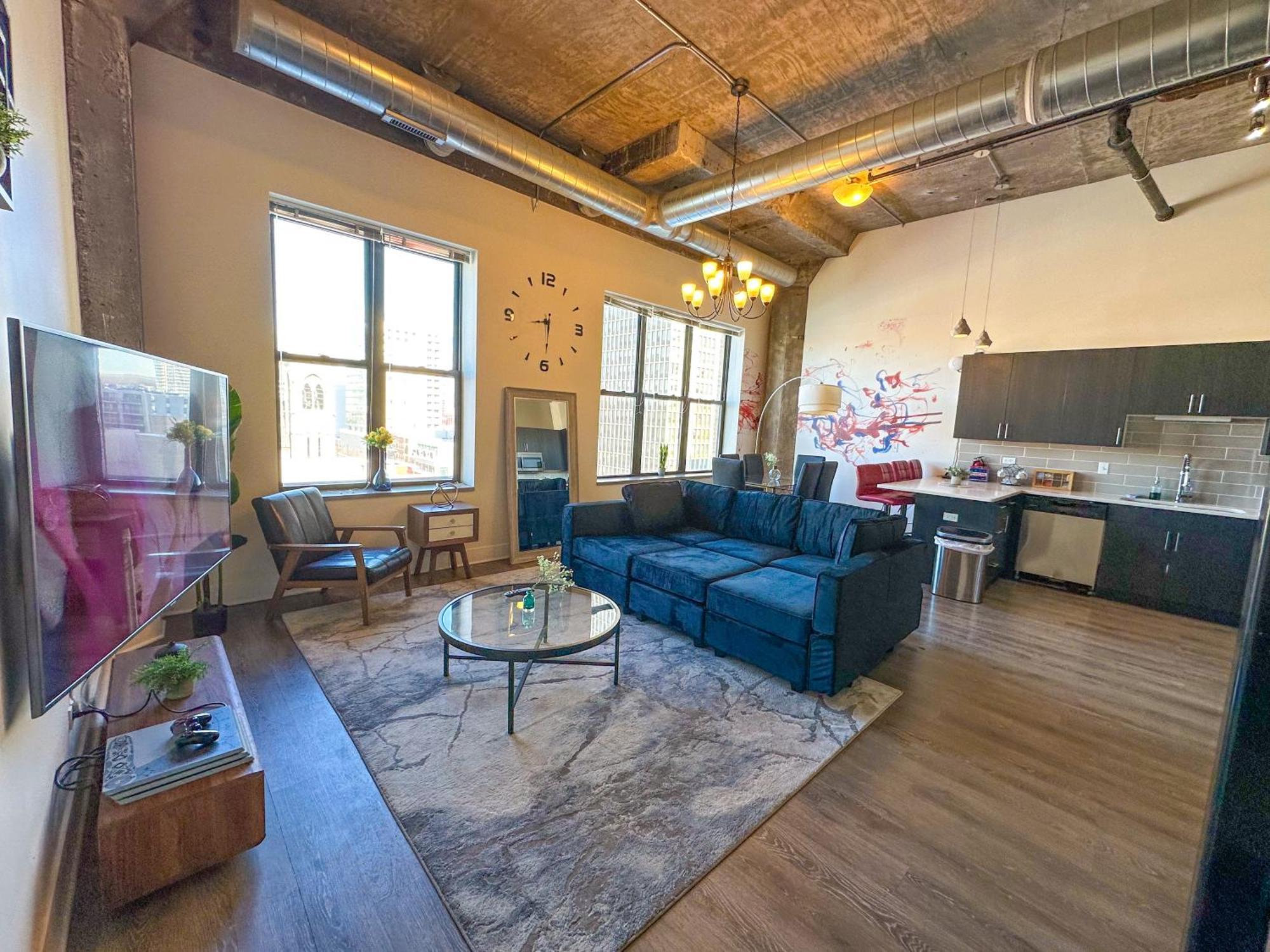 Mccormick Place 3Br Luxury Penthouse Duplex With Personal Rooftop And Optional Parking For 8 Guests In Chicago South Loop Exteriér fotografie