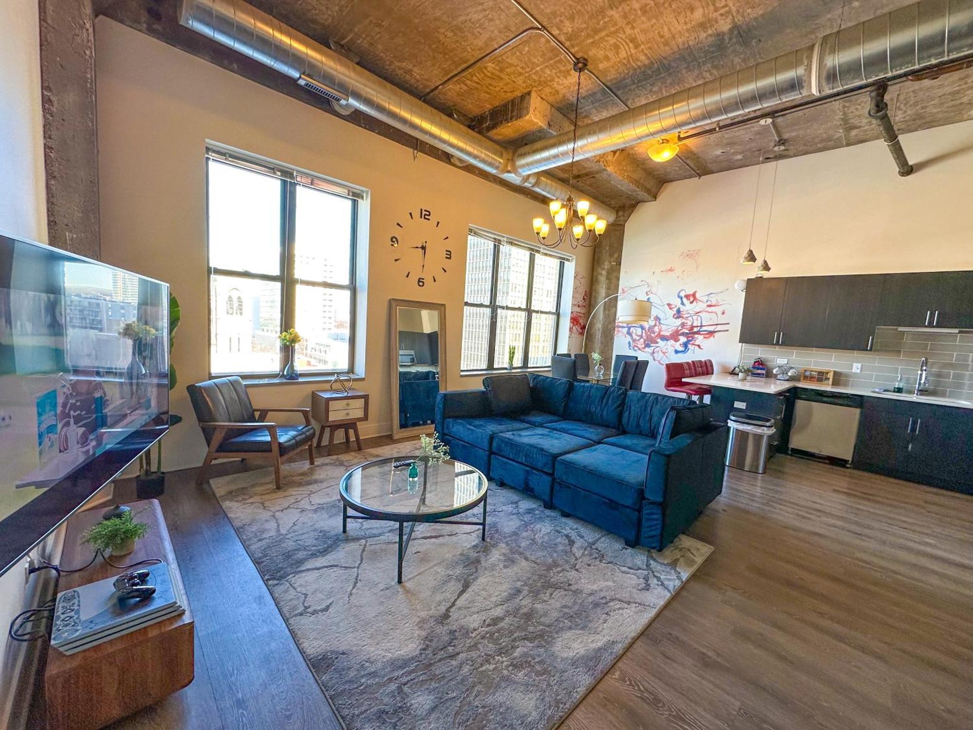 Mccormick Place 3Br Luxury Penthouse Duplex With Personal Rooftop And Optional Parking For 8 Guests In Chicago South Loop Exteriér fotografie
